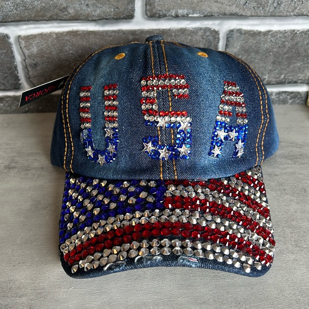 NWT Bling USA Women’s Ball Cap.